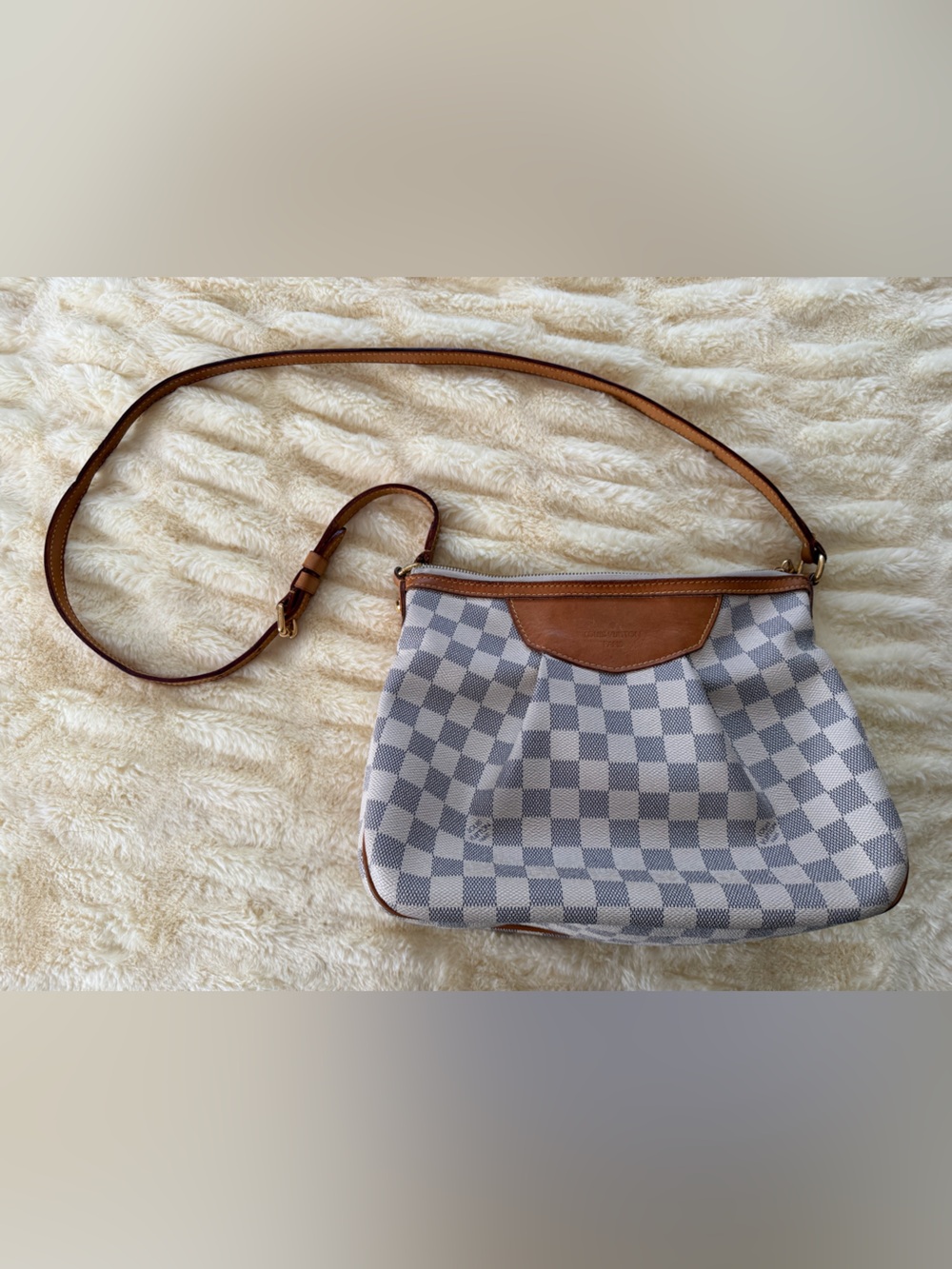 Louis Vuitton Damier Azur Siracusa PM - Picture 2 of 13